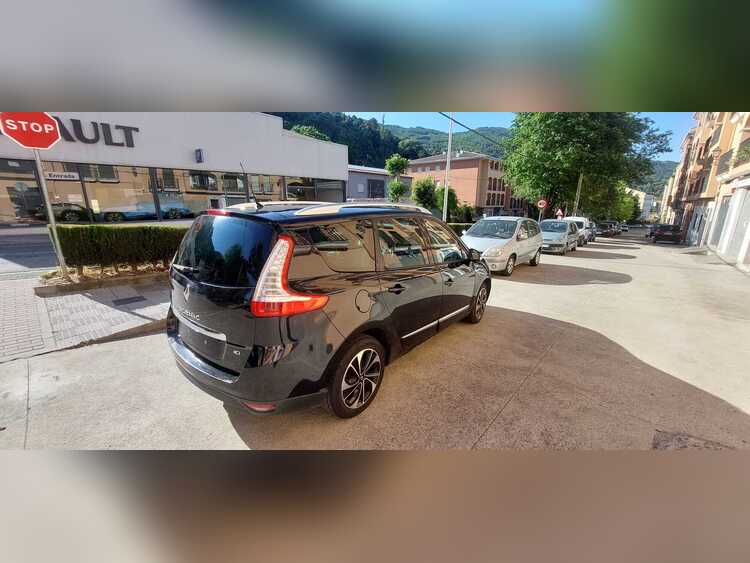 Renault Grand Scenic 1.5 dci 110cv AUTOMATICO foto 3